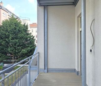 UNBEFRISTETE BALKONWOHNUNG IN DER OSPELGASSE - Photo 1