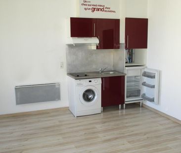 Location Appartement 1 pièce 27m² MONT DE MARSAN 40000 - Photo 3