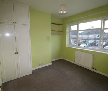 Shelburne Road, High Wycombe - Photo 2