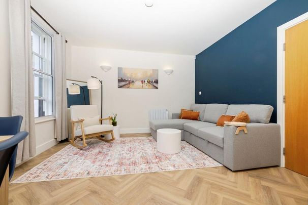 2 bedroom flat to rent - Photo 1