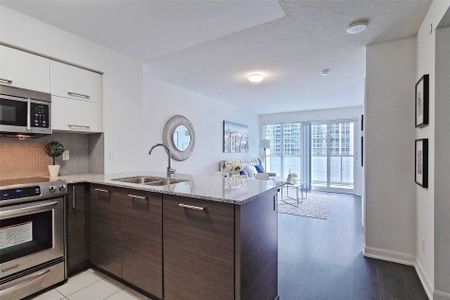 For Lease - 5162 Yonge Street Unit# 811, Toronto, Ontario - Photo 3