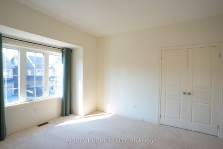 For Lease - 29 Boone Crescent, Vaughan, Ontario - Photo 3