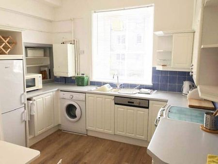 65 Hardgate, First Floor, Aberdeen, AB11 6UX - Photo 4