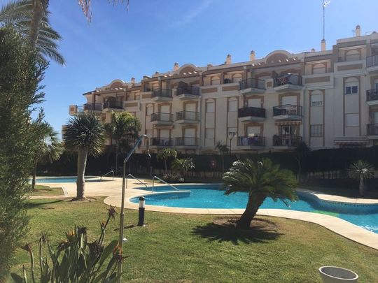 Apartment for winter rental situated on El Peñoncillo beach Torrox - Photo 1