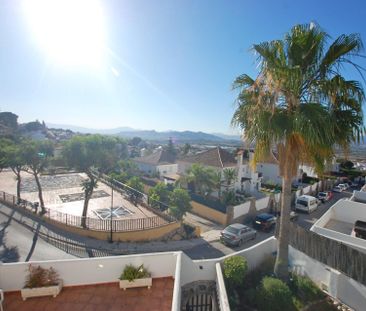 Chalet individual en urbanización de Alhaurín de la Torre – alh27jv - Photo 3