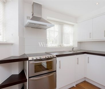 Golders Green Road, London, NW11 - Photo 1