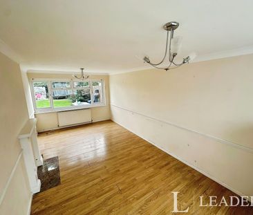 3 bedroom unknown to rent Spencers Croft, Harlow - Photo 4