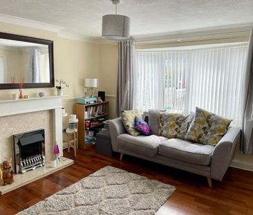 Farnborough Road, Clifton, Property for rent - Photo 2