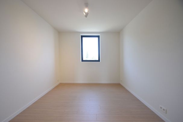 Luxueus afgewerkte nieuwbouwwoning met 3 slaapkamer te Jonkerhove - Photo 1