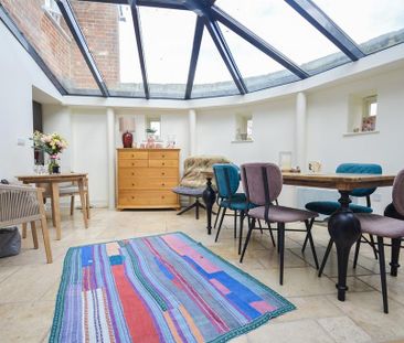 3 bedroom semi-detached house to rent - Photo 5