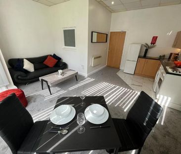 1 bedroom flat to rent - Photo 2