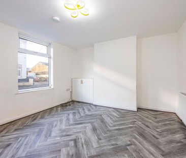 2 bedroom house to rent - Photo 1