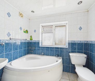Northborough Road, Slough, Berkshire,SL2 - Photo 5