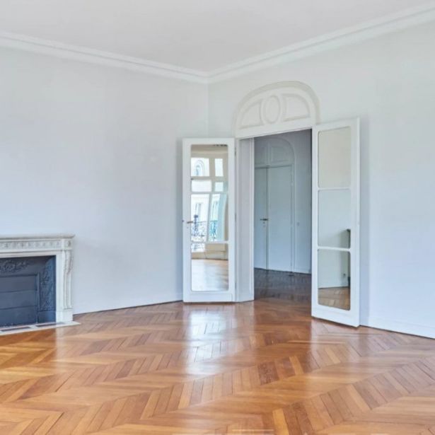 Appartement • Chaillot - Photo 1