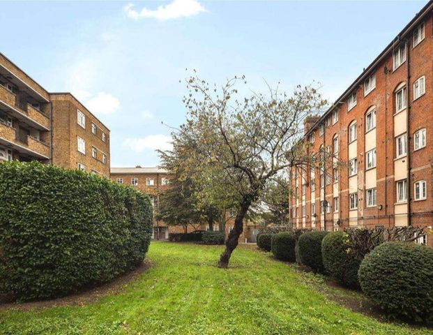 Solander Gardens Room C - Photo 1