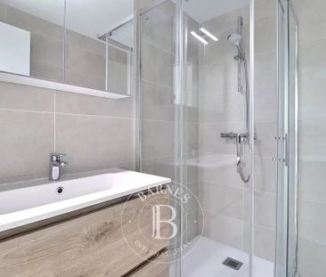 In the heart of Brussels - Furnished 3bedroom apartment - Photo 1