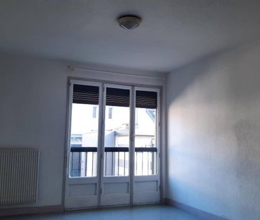 Location appartement 1 pièce 27 m² à Albertville (73200) - Photo 2