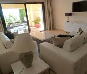 Middle Floor Apartment in La Quinta - Photo 5