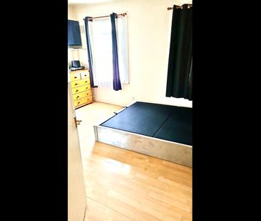 Room in a Shared Flat, Astbury Road, SE15 - Photo 6