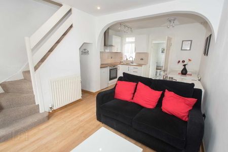 12 Mayfield Street, Belfast, BT9 7HF - Photo 3