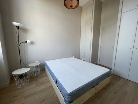 APPARTEMENT T2 A LOUER LYON 1ER ARRONDISSEMENT Griffon-Royale - Photo 2