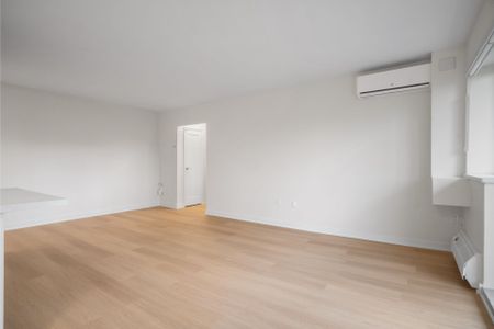For Lease - 329 The West Mall N/A Unit# 104, Toronto, Ontario - Photo 4