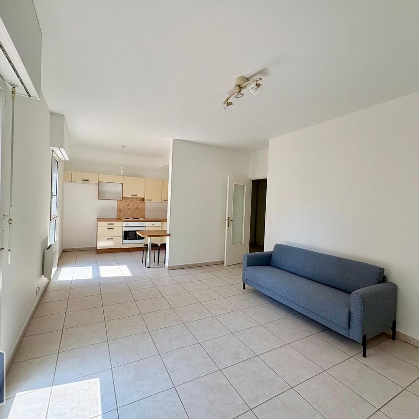Location Appartement 2 pièces 47m² AIX EN PROVENCE 13100 - Photo 1