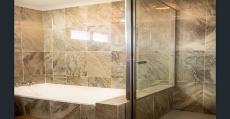 CLEVELAND - WHEN POSITION IS IMPORTANT - Photo 3