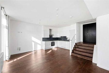 Queens Drive, London, N4 - Photo 2