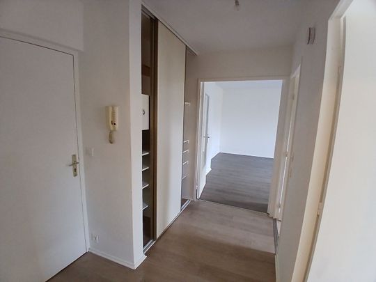 Location Appartement 2 pièces 50m² - Photo 1