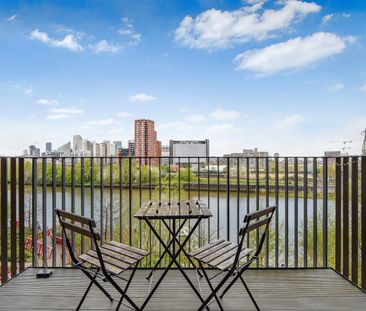 2 Bed Flat, Astell House, E14 - Photo 1