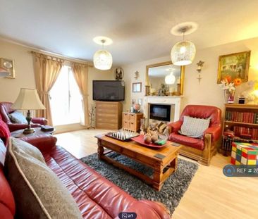 2 bedroom flat to rent - Photo 1