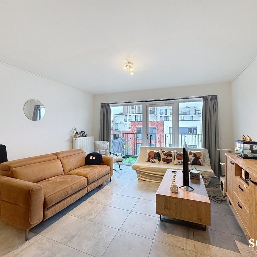 Instapklaar en energiezuinig appartement nabij het centrum van Maldegem - Photo 1