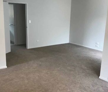 Pukekohe 4 Bedroom house - Photo 5