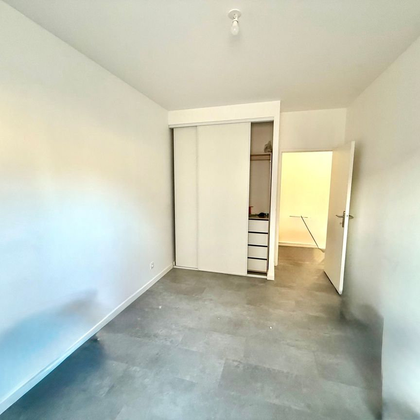 Location Appartement 3 pièces 63m² HYERES 83400 - Photo 1