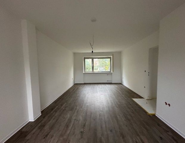 2. OG / 3 Zimmer mit Balkon ab Ende Oktober - Foto 1