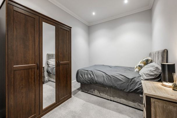 Surrey Street - Photo 1