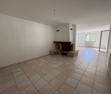 Location Maison 4 pièces 107m² HUNINGUE 68330 - Photo 2