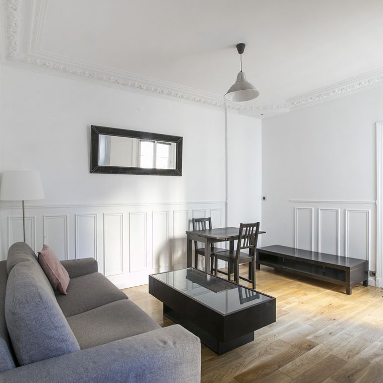 Appartement à louer rue de Vaugirard, Paris 15ème - Photo 1