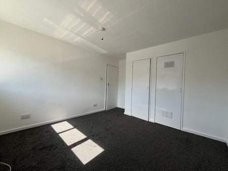 Tweed Grove, Hull - Photo 3