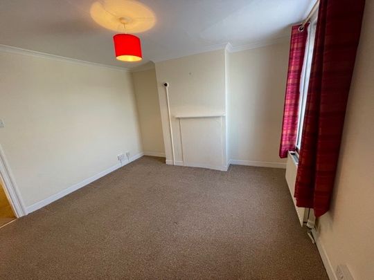 3 bedroom house to rent Priory Road, Tonbridge, TN9 - Photo 1