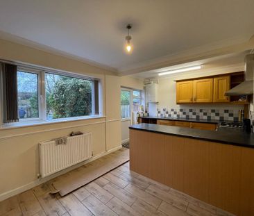 3 bedroom terraced house to rent - Photo 5