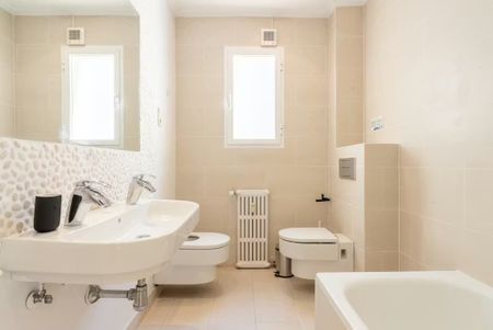 Calle del Doctor Esquerdo, Madrid, Community of Madrid 28028 - Foto 5