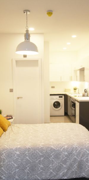 Flat 1C, 22 Kelso Road, LS2 9PR, Leeds - Photo 1
