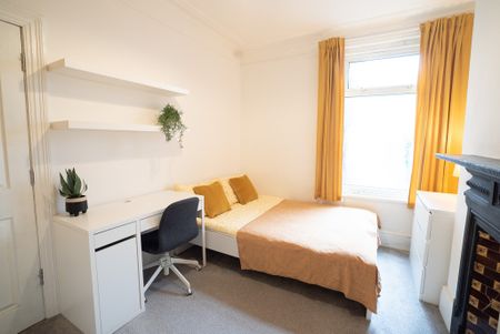 5 Bed Terraced House, St. Denys Road, SO17 - Photo 5