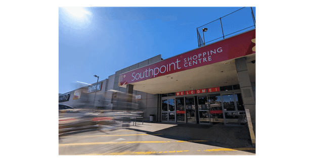 FULLY FURNISHED ONE BEDROOM PLUS STUDY - Photo 1