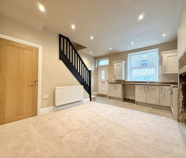 2 bedroom terraced house to rent - Photo 3