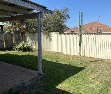 15 Petunia Crescent, - Photo 1