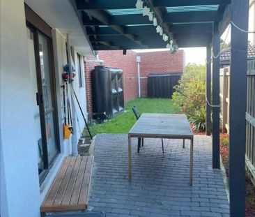 Knoxfield - Photo 5
