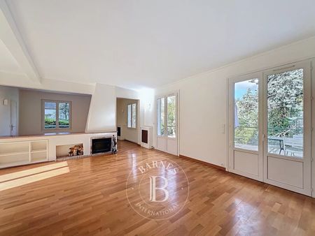Tout savoir sur cette maison à Marly-le-Roi - Photo 3